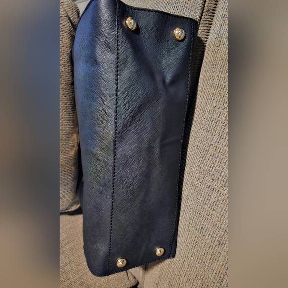 Michael Kors Hamilton Extra Large Saffiano leather EUC - Picture 5 of 16